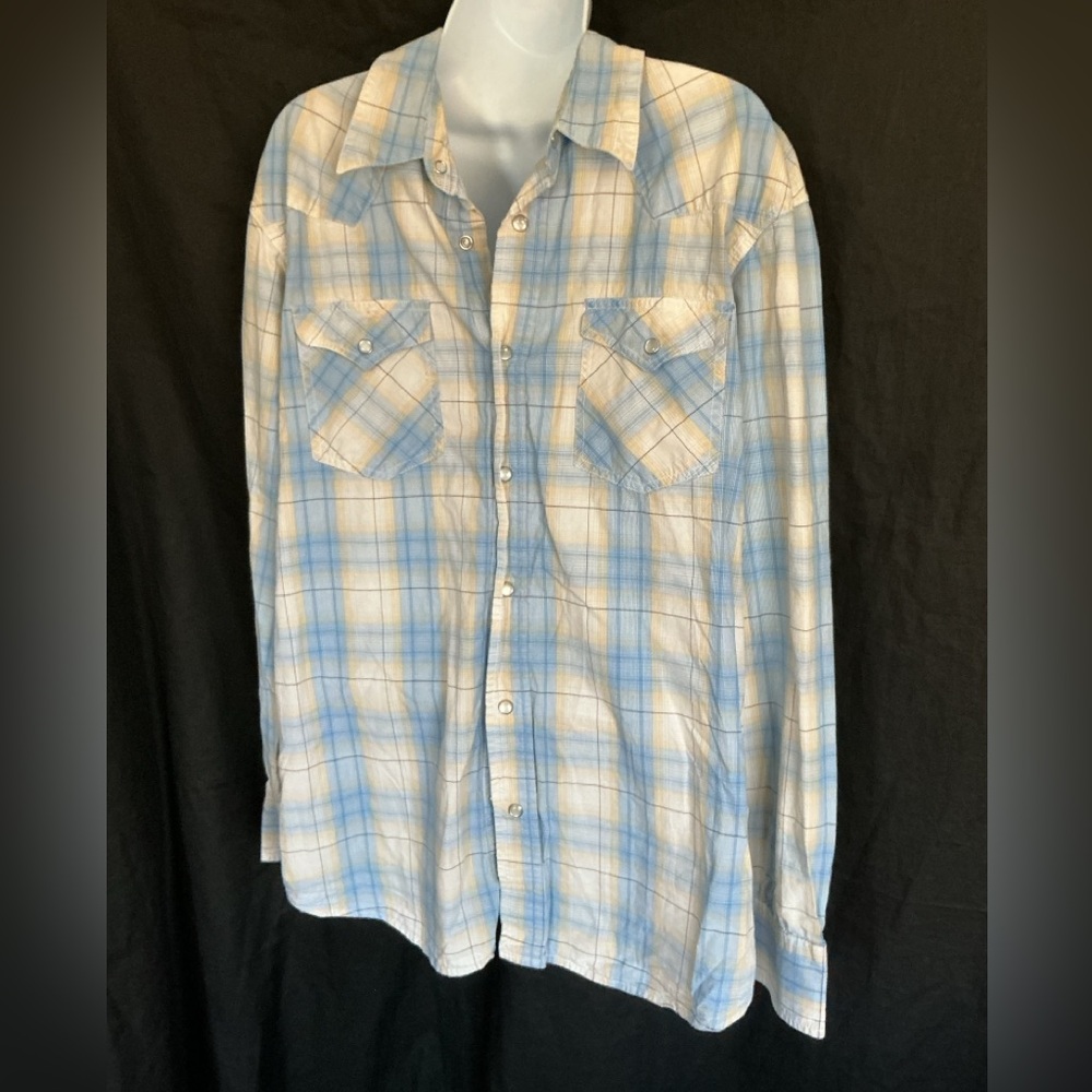 Aeropostale Light Blue and White Plaid Button-Down Shirt